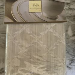 Table Linen Lenox Beige - Pretty 
