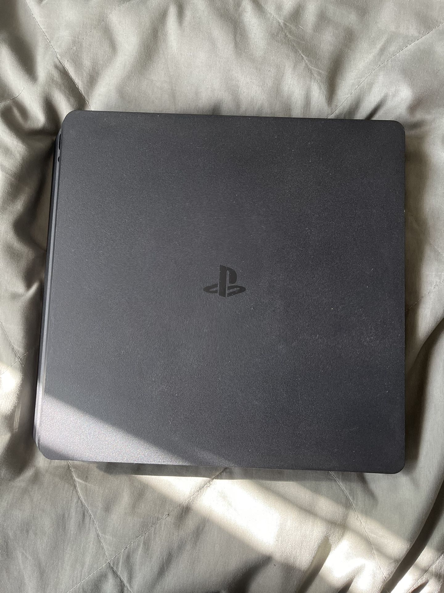 PS4