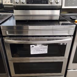 🚨 New Samsung - 6.3 cu. ft. Smart Freestanding Electric Range with Flex Duo NE63A6751SS