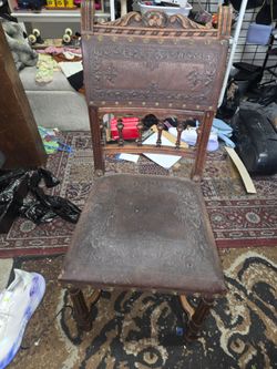 ANTIQUE 19c. HENRY II RENAISSANCE FRENCH TOOLED LEATHER CARVED WOOD CHAIR