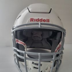 Riddell Speedflex Football Helmet( Text Me Before Purchase)
