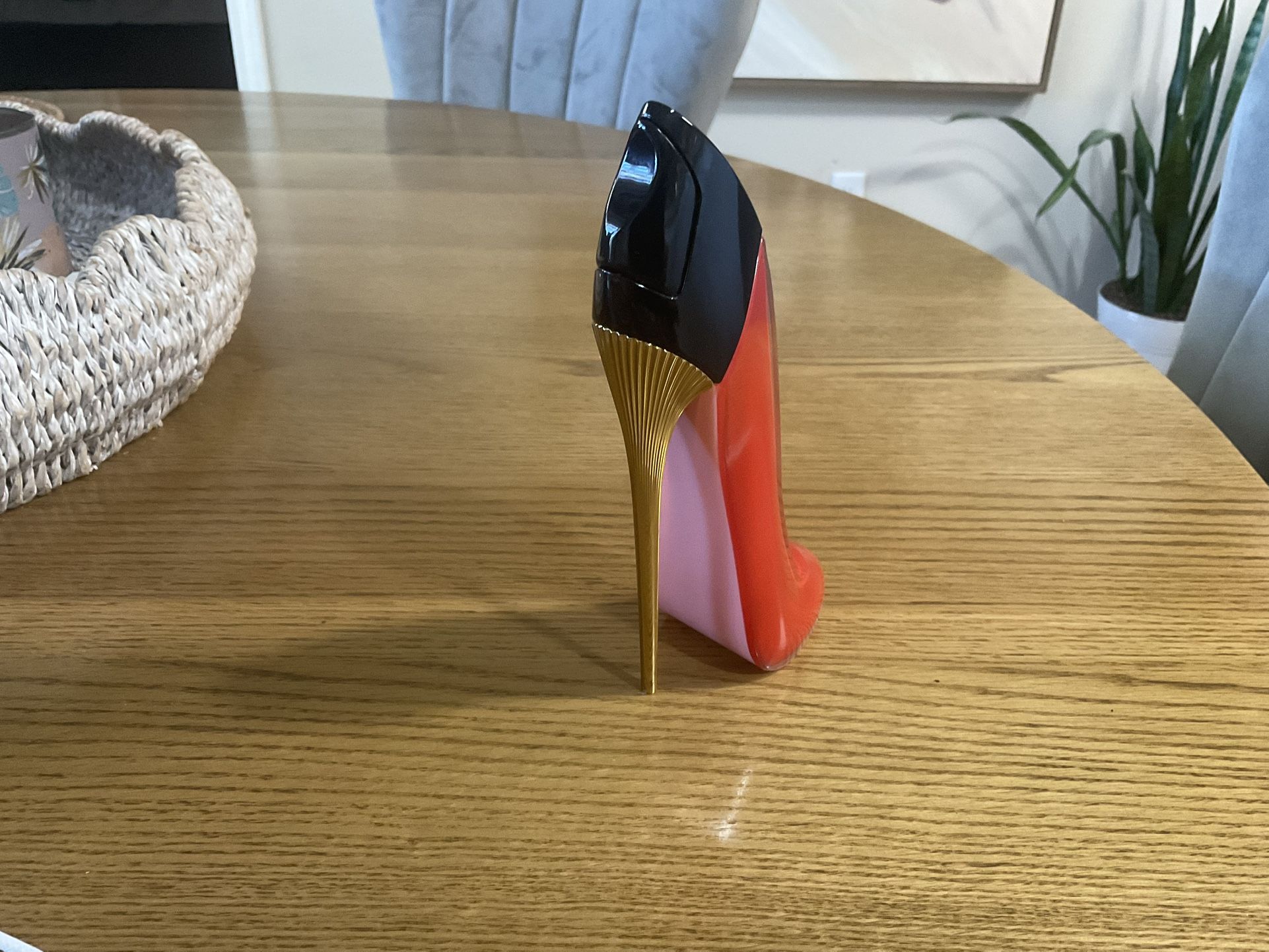 Very Good Girl Eau de Parfum Spray, 2.7-oz.