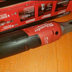 Milwaukee
M12 FUEL 12V Lithium-Ion Brushless Cordless High Speed 1/4 in. Ratchet (Tool-Only)

