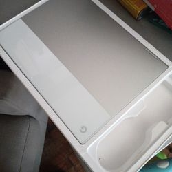 Google Pixelbook (Please Read More)