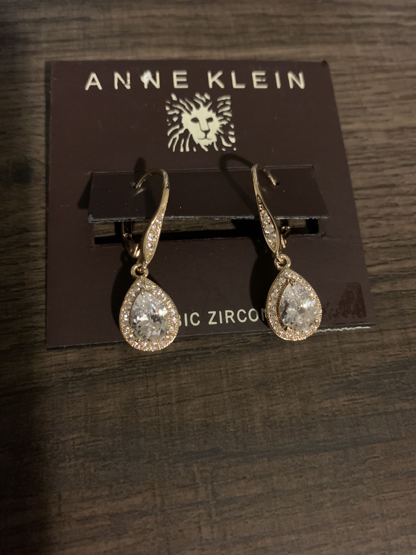 Anne Klein Cubic Circonia earings