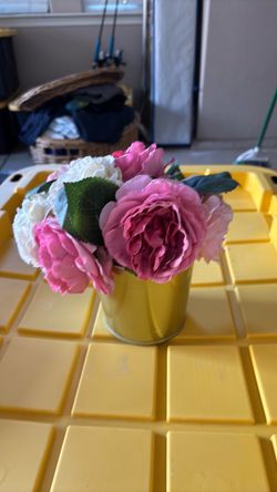 Flower arrangement