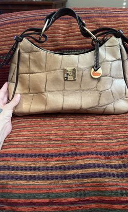 Dooney and deals bourke alligator