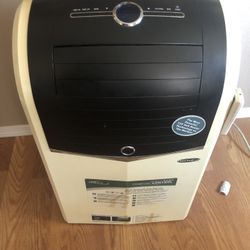 Soleus Double Hose Portable 13,000BTU AirConditoner/Heater