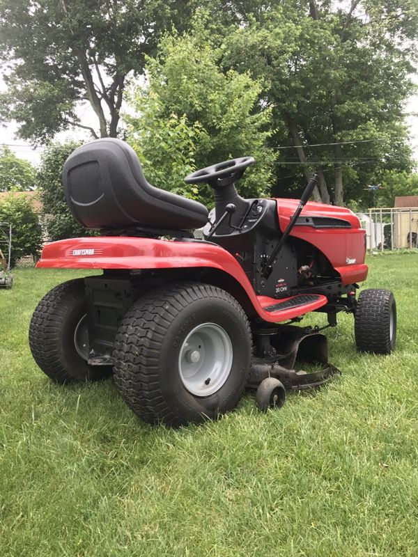 Craftsman riding lawn mower lt3000 needs deck for Sale in Levittown, PA