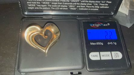 ✨ Solid 14K Yellow Gold Open Heart Pendant – Excellent Condition ✨