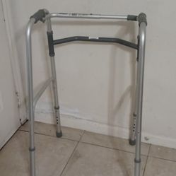 Folding  Adult walker