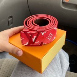 Louie Vuitton Belt 