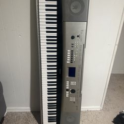Yamaha YPG525 88- Keys Grey Portable Grand Keyboard 