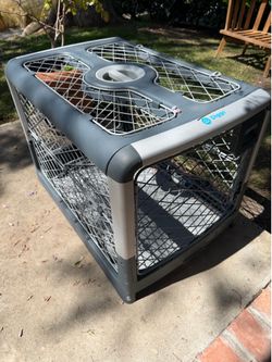 Diggs Collapsible Dog Crate Medium $200