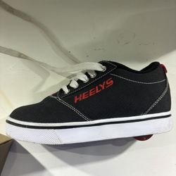 Boys Heelys Size Youth 1