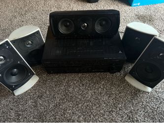Yamaha RX-V385 w Definitive Technology speakers