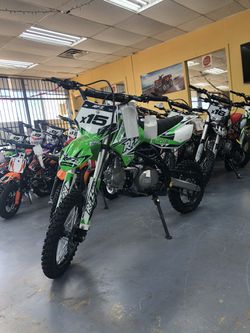 Apollo x15 dirt bike on sale