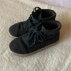 Boys Toms