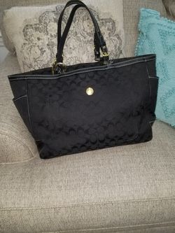 Nice used coach bag