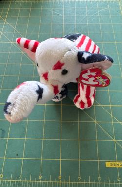 TY Beanie Baby “Righty 2000”