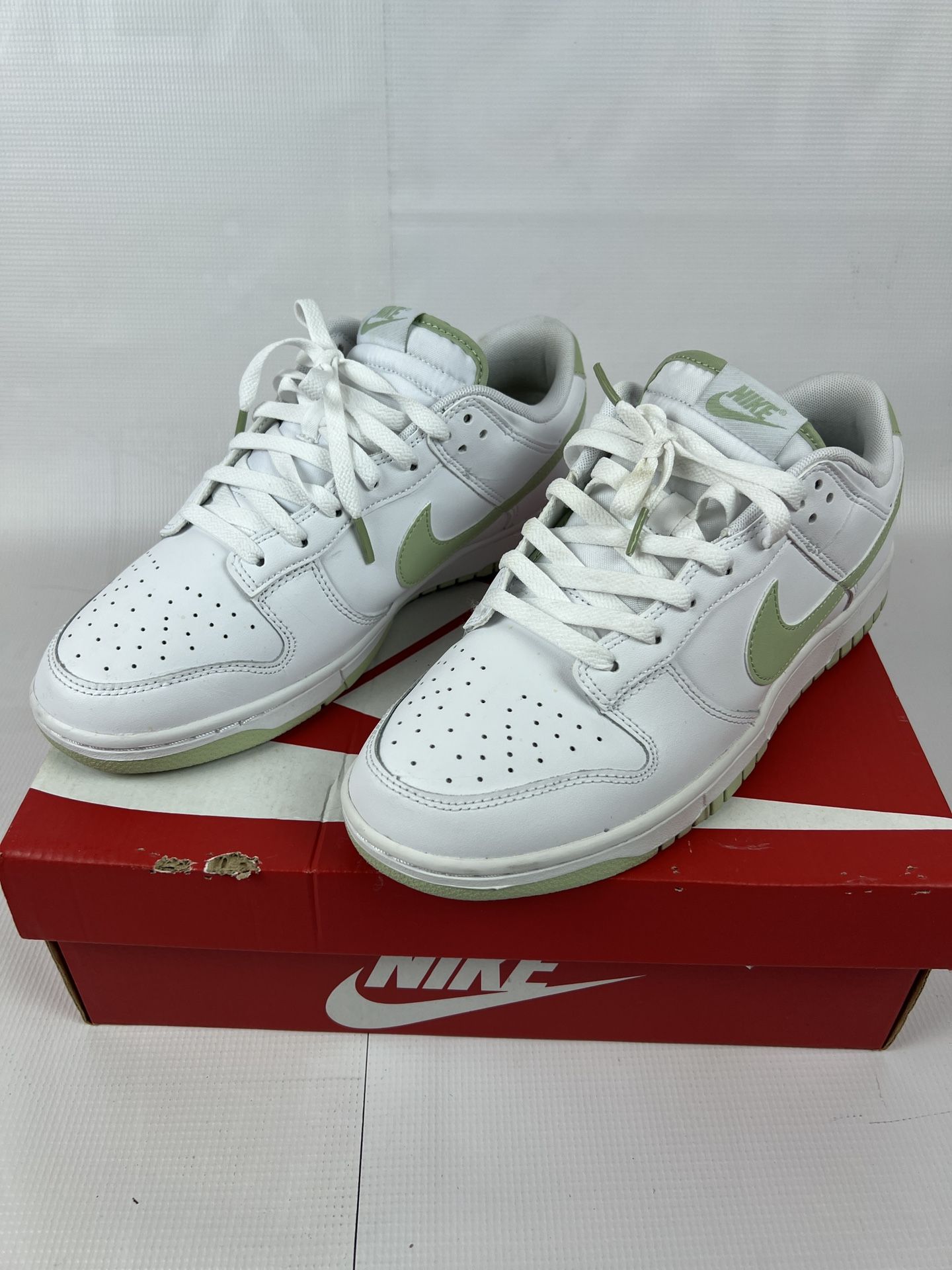 Nike Dunk Low Mens Size 10 White Honeydew DV0831 105