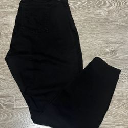 Used like NEW- Signature by Levi Strauss Black Jeans