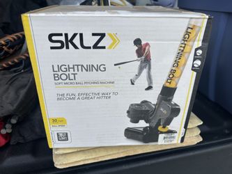 SKLZ Pitching Machine - Lightning Bolt