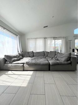 ๐ฉถ5k retail! RESTORATION HARDWARESTYLE MODULAR BONELESS CLOUD COUCH DELIVERY AV