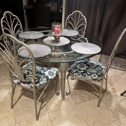 Dinette Set 