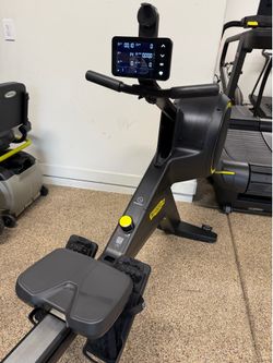 Technogym SkillRow Commercial Rowing Machine ($5000+ new)