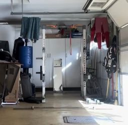 Power Rack + Barbell + Plates