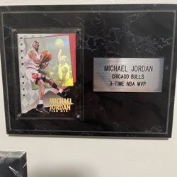 Michael Jordan Team MVP Upper Deck Hologram Card In Plaque 3 Time NBA MVP..