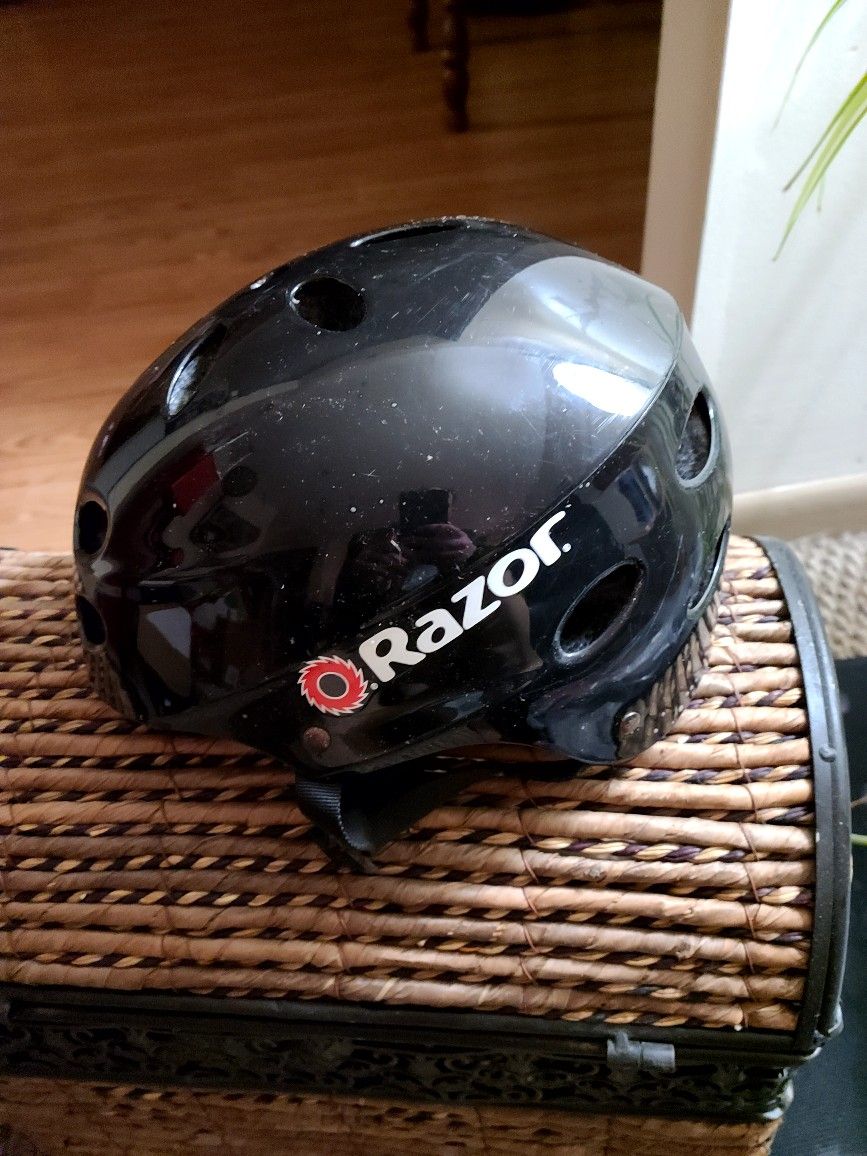 Kids Unisex Razor Helmet