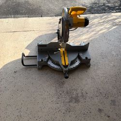 Dewalt Miter Saw 12 Inch Single 