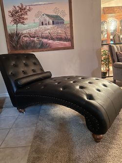 Brown Tufted Chaise Lounge w Nailhead Trim & Bolster Pillow