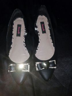 Betsey Johnson Betseyville women's 8.5 flats