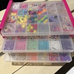 Neckless And Brackets Accessories 