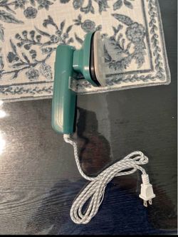 Steamer Iron Portable Steam Iron/ Pancha