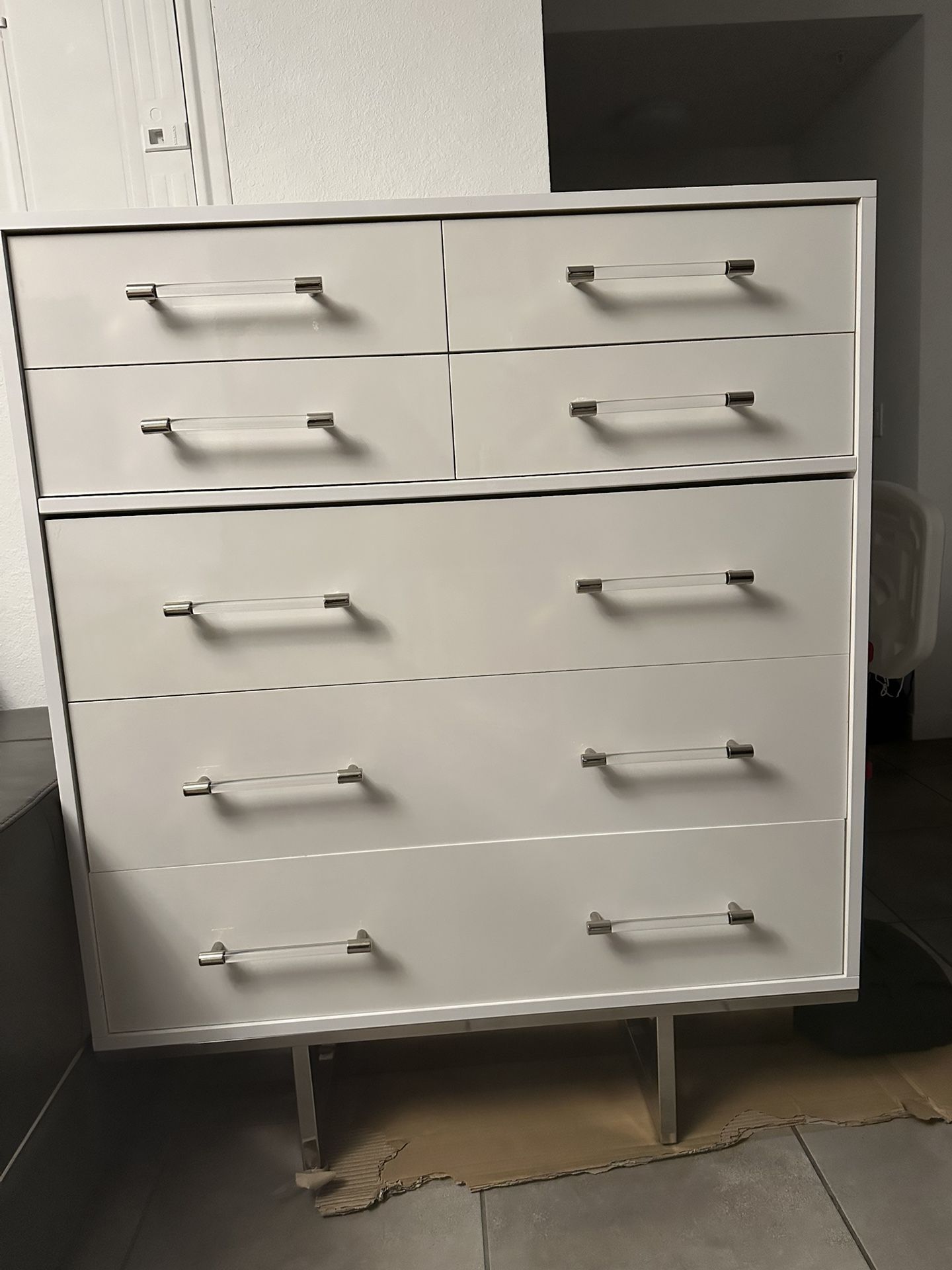 White Large Drawer Chest
