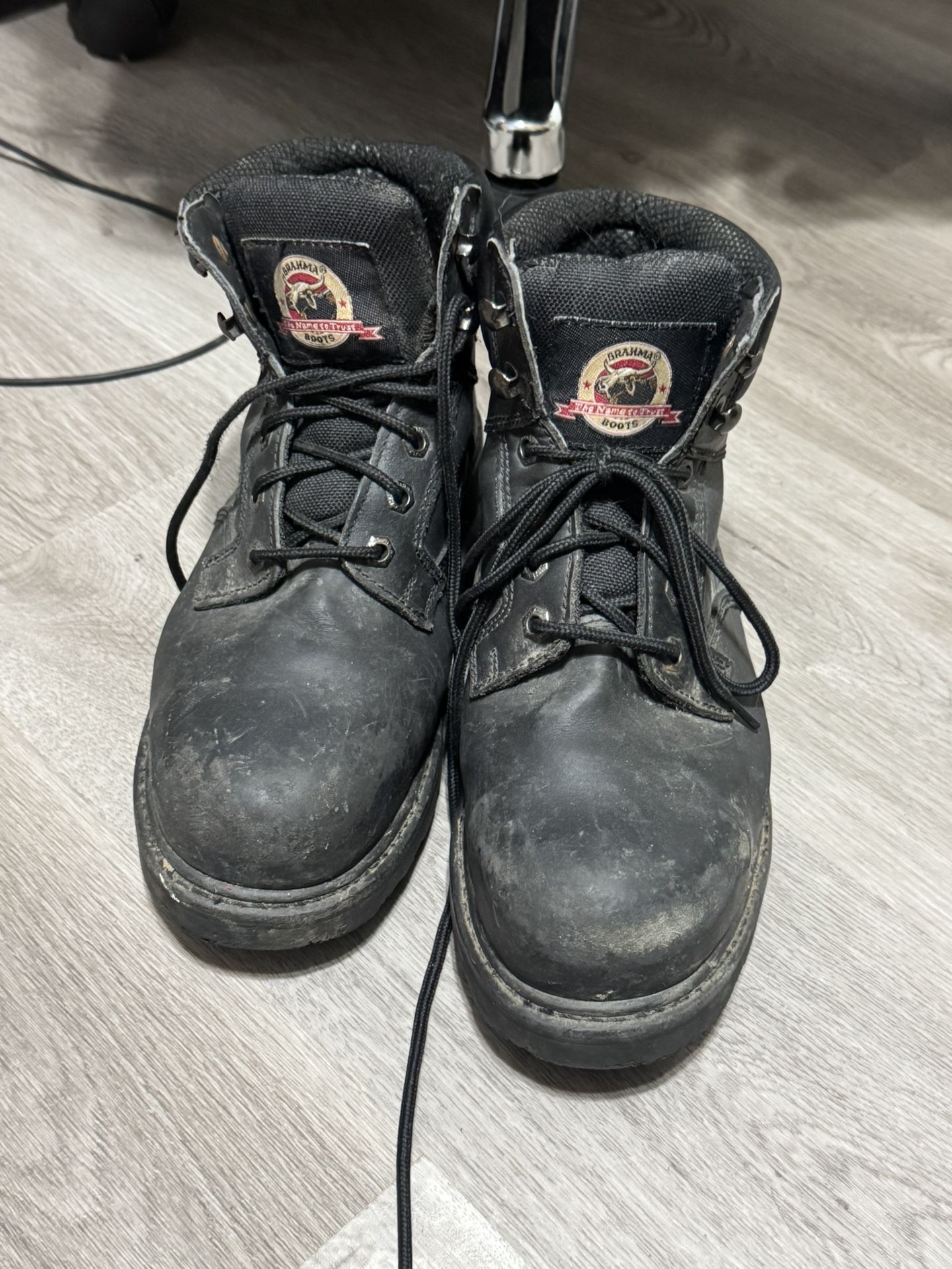 Mens 9w steel toe work boots