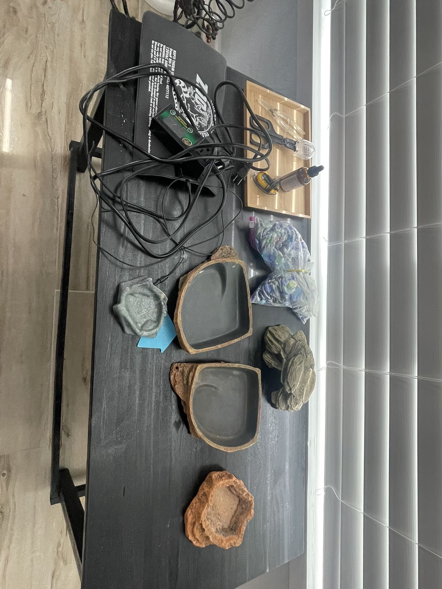 Aquarium & Reptile Supplies