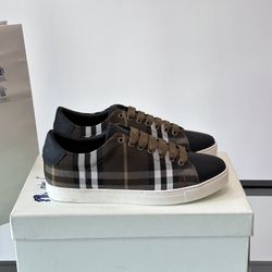 BBR Men’s Sneaker With Box New 