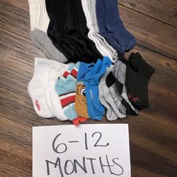 BABY SOCKS 6-12 MONTHS 
