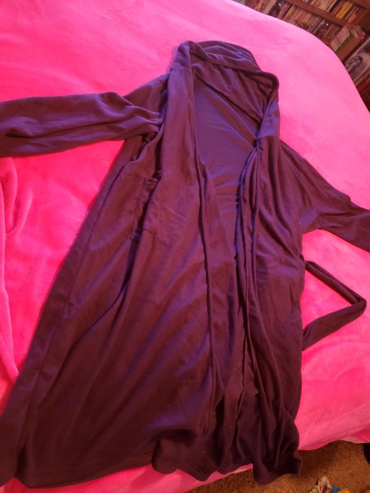 Hooded Bath Robe. Size Large. 🆕