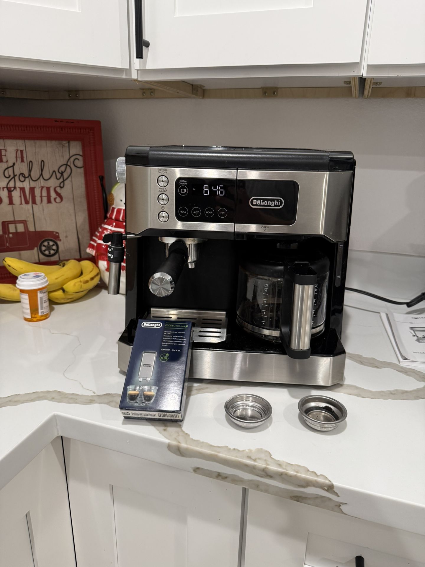 DeLonghi Coffee and Espresso Maker