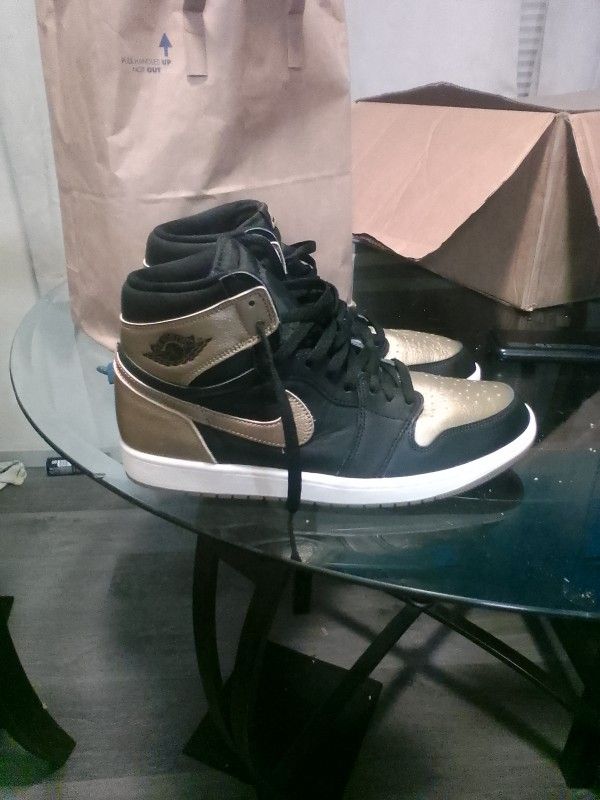 Black And Gold Jordan 1's (Brand New