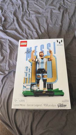 LEGO Lionel Messi Soccer Legend Set 43015