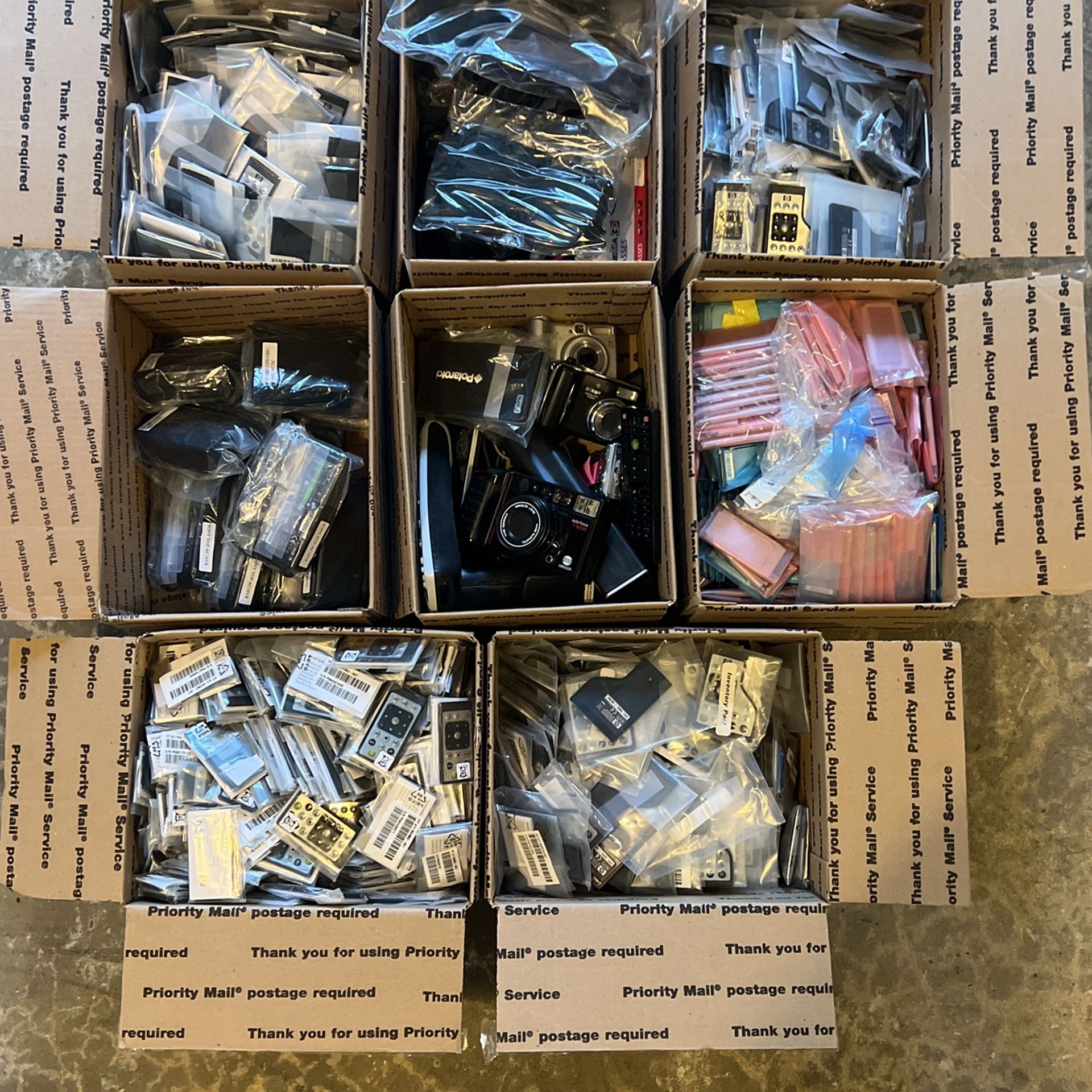 HP Remotes Cameras 3D Glasses Great For eBay Sales
