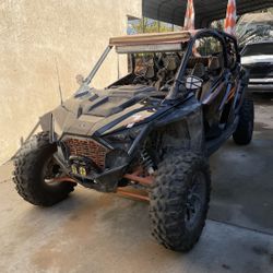 2021 Polaris Pro xp4 Premium