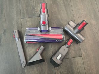 (5) Piece Dyson Vacuum Tools & Accessories Set